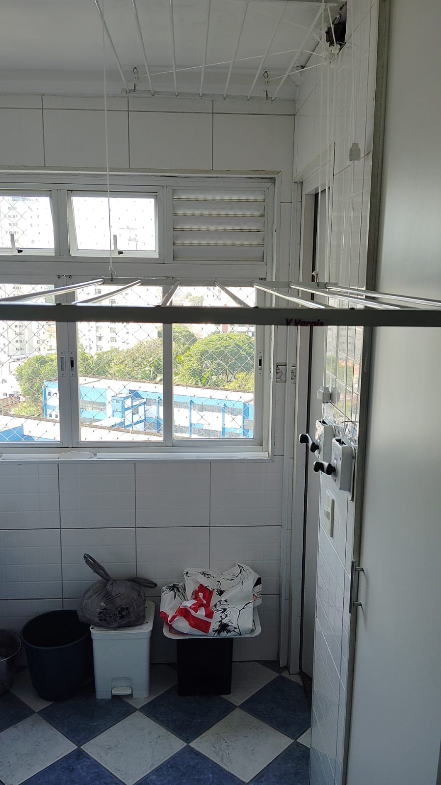 Varal com Manivela instalado